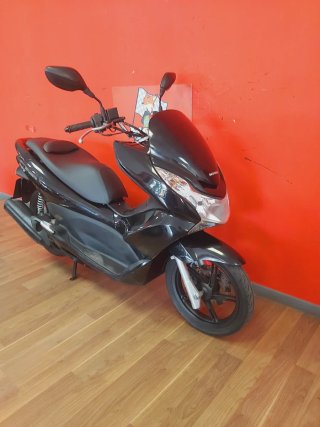 Honda PCX 125 Negra Scooter