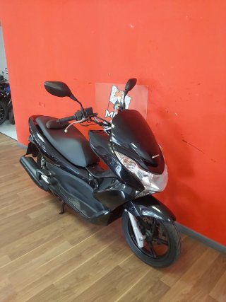 Honda PCX 125 Negra Scooter