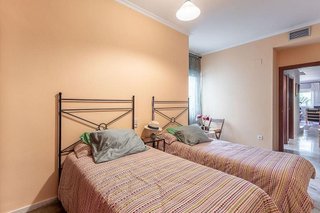 Casa adosada en venta en Bola de Oro - Serrallo en Granada