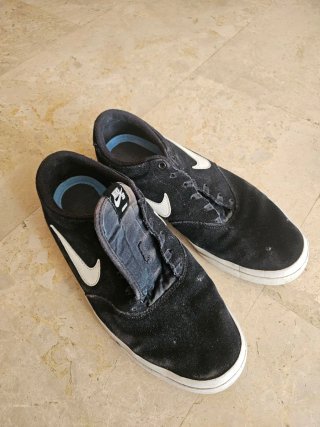 Zapatillas Lacoste Talla 46 Blancas y Azules.