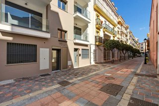 Piso en venta en Zona Puerto Deportivo en Fuengirola