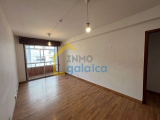 Piso en venta en Teis en Vigo