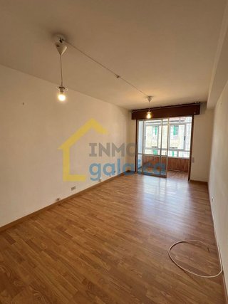 Piso en venta en Teis en Vigo