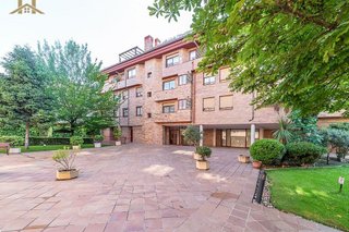 Piso en venta en Zona Carretera del Plantío en Majadahonda
