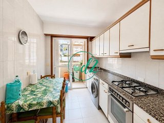 Piso en venta en Ventiun en Ourense