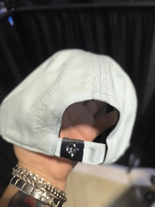 Gorra George V Paris con pedrería