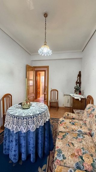 Piso en venta en Los Rosales en Madrid