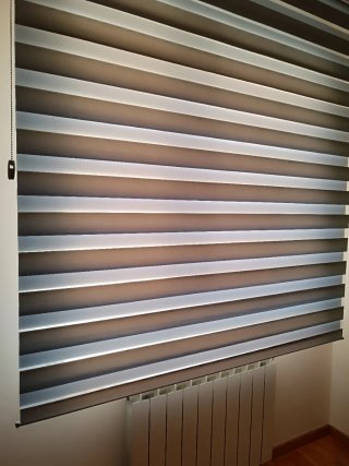 Estor Día / Noche 1,65 x 2,50gris  + Colcha a jueg