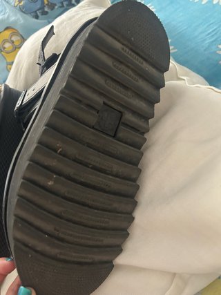 Sandalias Dr. Martens Talla 38 Negras Sin caja