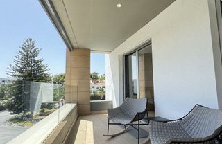 Piso en alquiler en Nueva Andalucía centro en Marbella