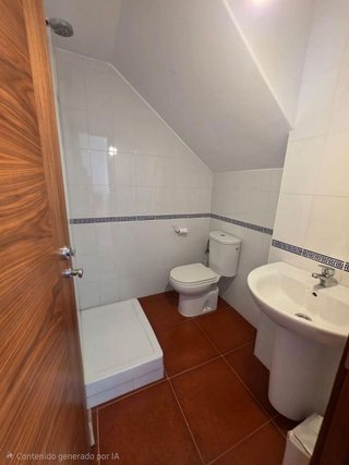 Casa adosada en venta en Campillos