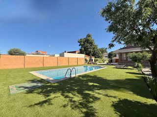 Chalet en venta en Griñón