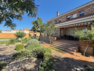 Chalet en venta en Griñón