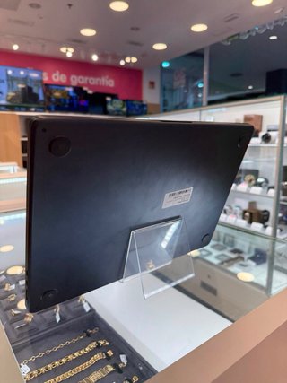 MacBook Air M4