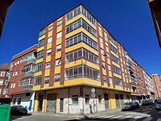 Piso en venta en San Mamés - La Palomera en León