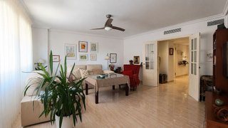 Piso en venta en El Cónsul - Ciudad Universitaria en Málaga