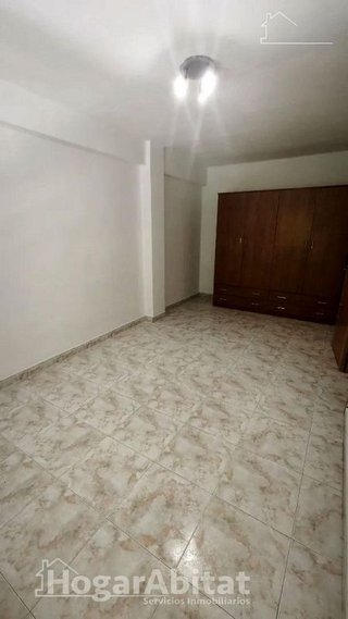 Piso en venta en Ciutat Jardí en Valencia