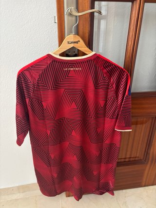 Camiseta Vene.zuela 2026 Talla XL Vinotinto