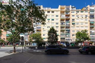 Piso en venta en Camino de Ronda - Rosaleda en Granada