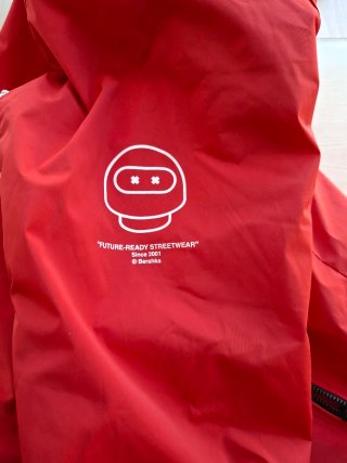 Chaqueta Roja Bershka Talla S
