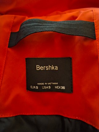 Chaqueta Roja Bershka Talla S