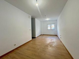Piso en venta en Juan de la Cierva en Getafe