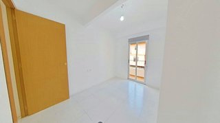 Piso en venta en Torrefiel en Valencia