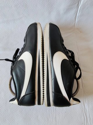 Nike Cortez Negras