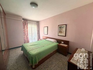 Piso en venta en Les Planes en Hospitalet de Llobregat, L´