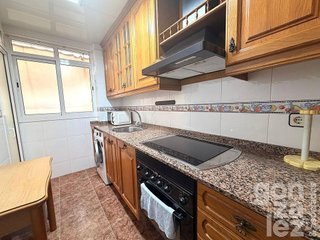 Piso en venta en Les Planes en Hospitalet de Llobregat, L´