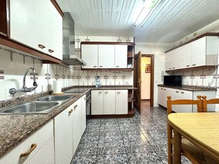 Piso en venta en El Castell-Poble Vell en Castelldefels