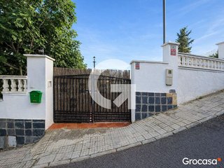 Chalet en venta en Vallirana