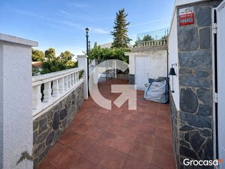 Chalet en venta en Vallirana