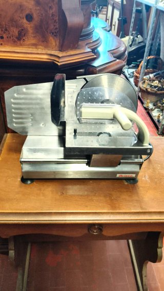 Affettatrice Elettrica Ariete