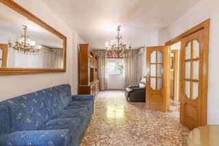 Casa adosada en venta en Maracena