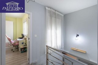 Casa adosada en venta en Gójar