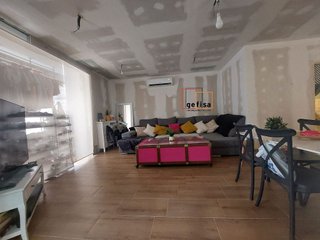 Casa adosada en venta en Centro en Valdepeñas