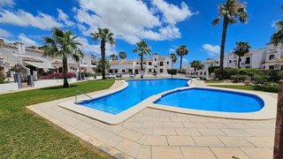 Casa adosada en venta en Campos de Golf - Villa Martin - Los Dolses en Orihuela