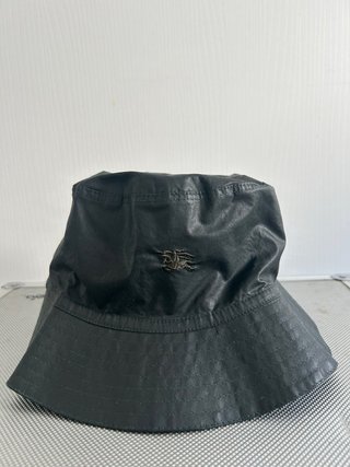 Gorro reversible Burberry London Beige/Negro