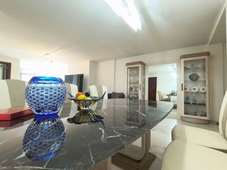 Piso en venta en Nueva Andalucía centro en Marbella