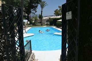 Piso en venta en Los Naranjos - Las Brisas en Marbella