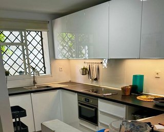 Piso en venta en Los Naranjos - Las Brisas en Marbella
