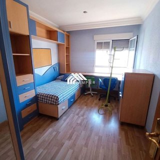Piso en venta en Santa Cruz - Industria - Polígono Campollano en Albacete