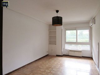 Piso en venta en Ciudad Universitaria en Madrid