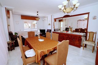 Piso en venta en Zona Hospital en Linares