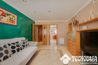 Piso en venta en Pomar en Badalona