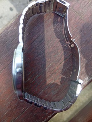 Reloj Lorus Plata y Blanco