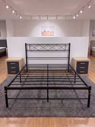Cama de matrimonio + mesitas CHOLLO!