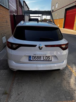 Renault Megane Ranchera  1.5 DCI-ano  2020
