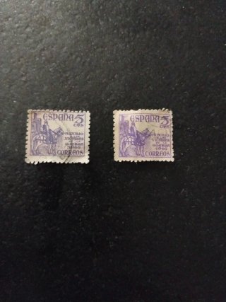 2 Sellos España 5 cts Auxilio Guerra 1946
